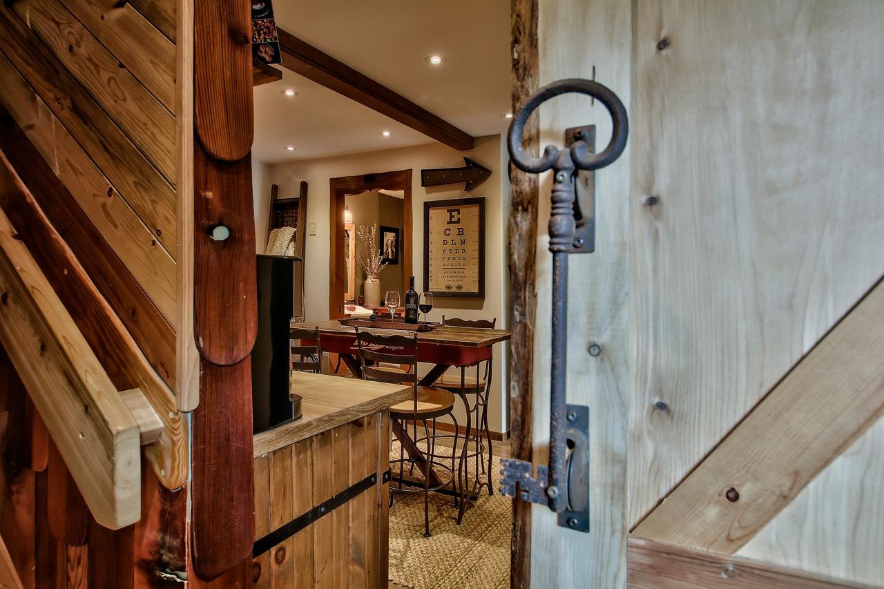 A Suite Retreat - Beyond Bed & Breakfast Sun Peaks Ngoại thất bức ảnh